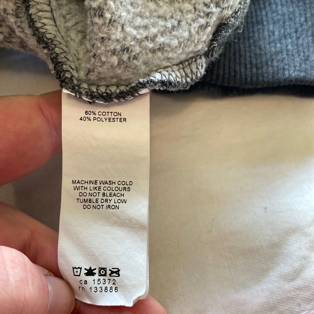 Joe Fresh Sweater - Picture 7 of 7
